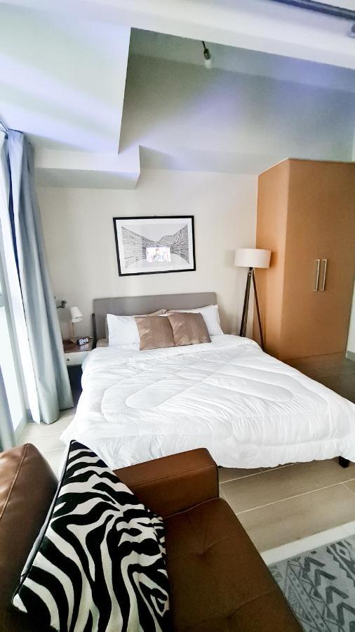 Luxe Bonifacio Global City Taguig Uptown Condo Hotel 1 Bedroom Suite 외부 사진
