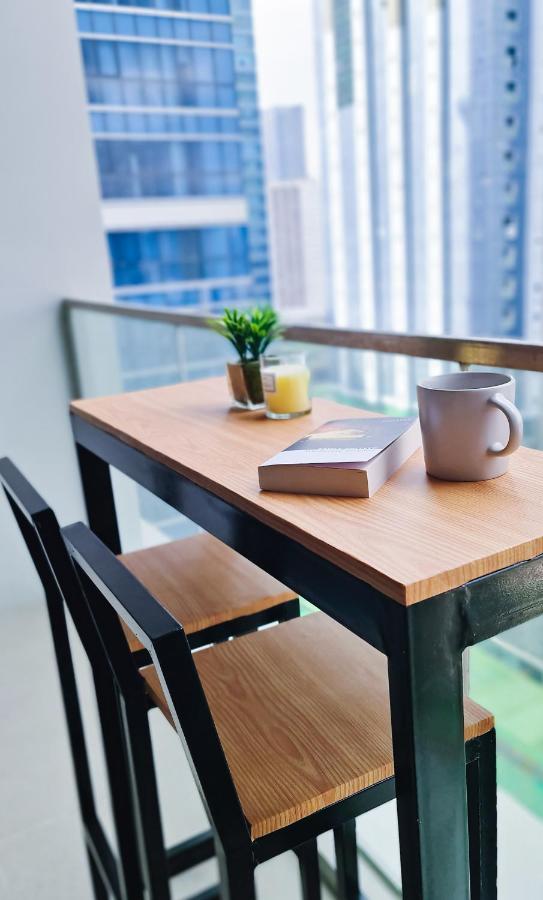 Luxe Bonifacio Global City Taguig Uptown Condo Hotel 1 Bedroom Suite 외부 사진